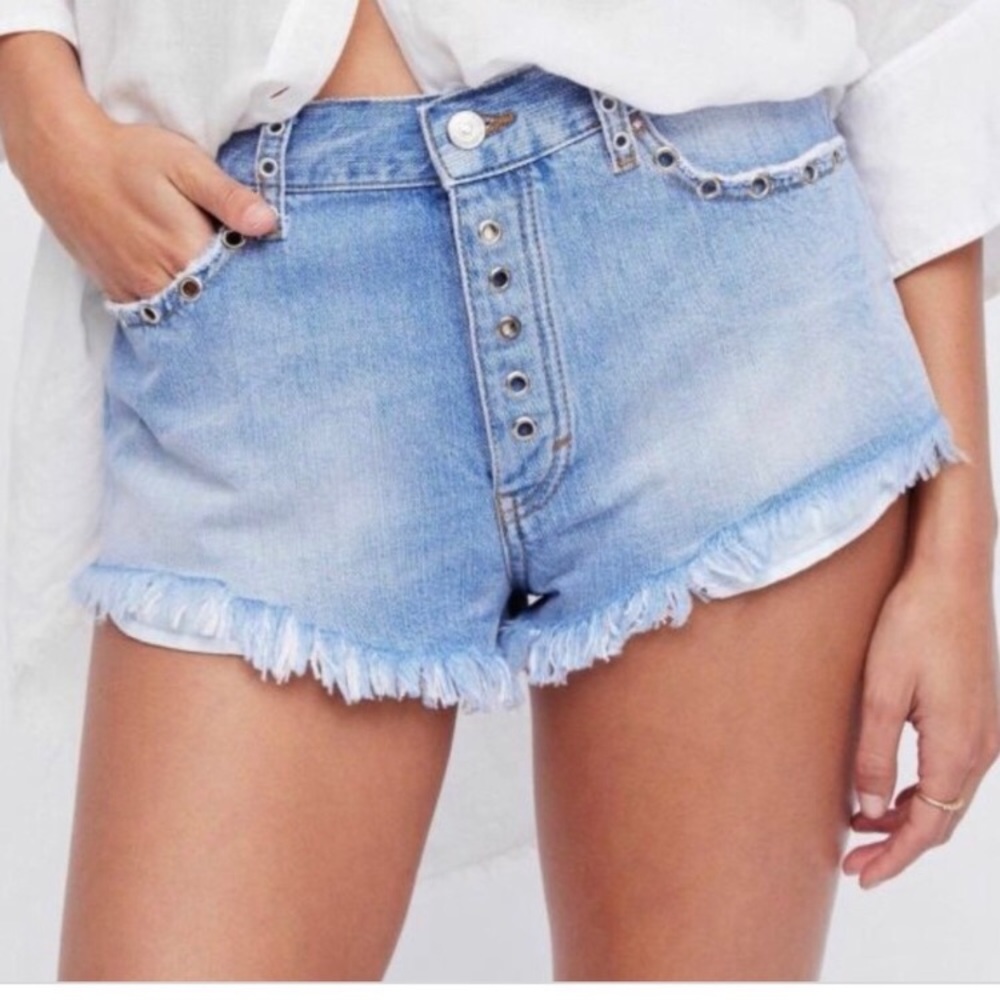 COPY - Free People Barcelona Nights Grommet CutOff Denim Button Fly Blue Jean S…